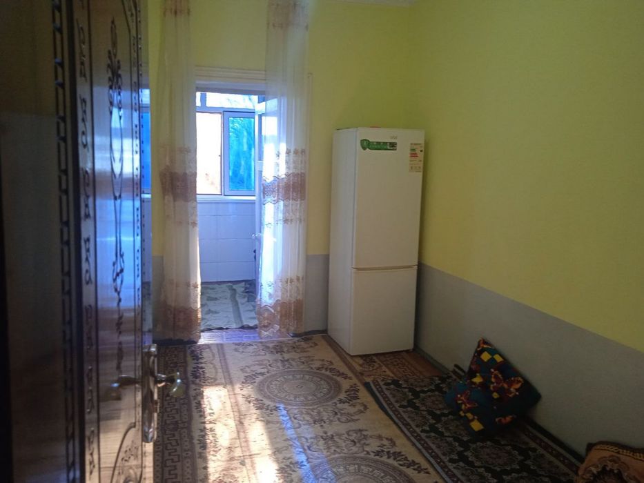 Termez 3 honalik uy sotiladi