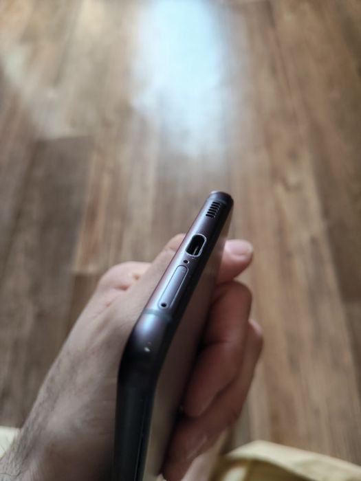 Продам Samsung S21 Fe