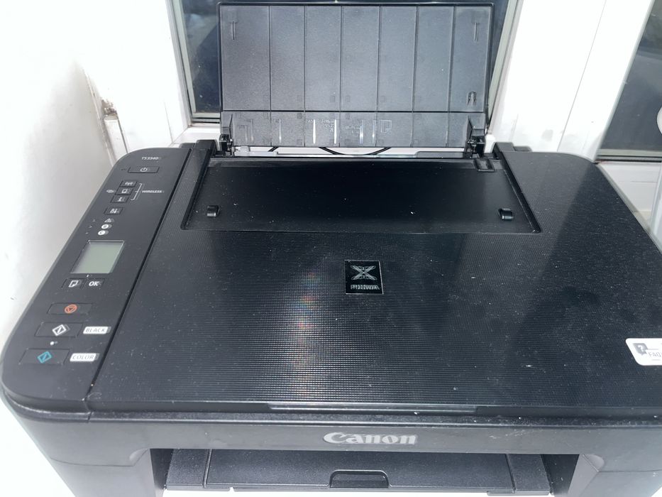 Продам принтер Canon цветной