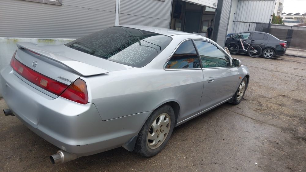 Honda accord coupe Model America