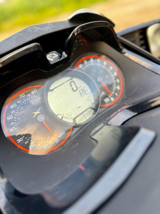 Vand jetski seadoo RXT  300cp+