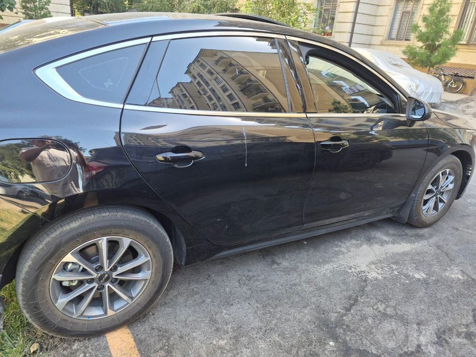 BYD chazor 2026 2-pazitsiya