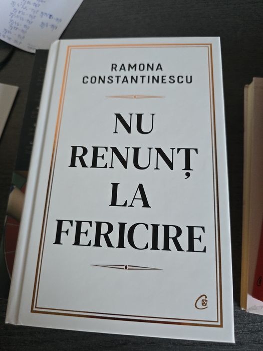 Cartea "Nu renunţ la fericire"