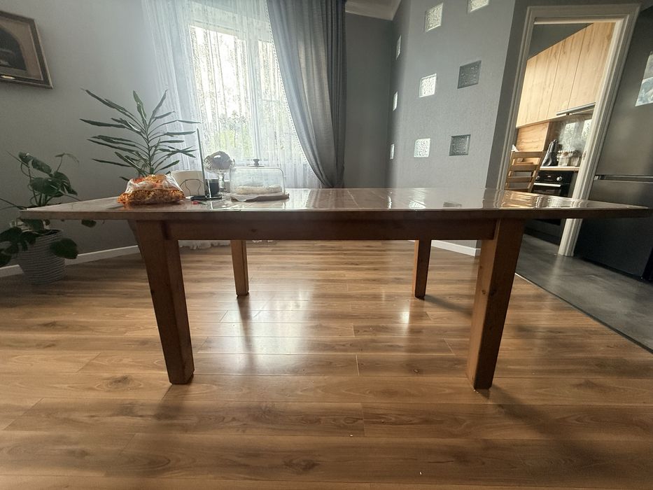 Продам стол со стульями ИКЕЯ, массив. Стол и 10 стульев вместе