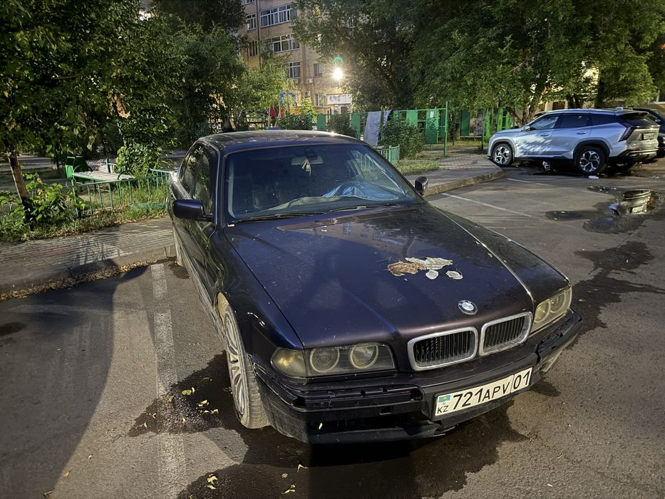 BMW 728 Автомат 2.8 до