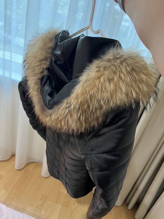 Кожено яке с естествен косъм