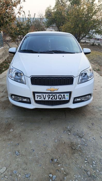 Nexia 3 srochna sotiladi