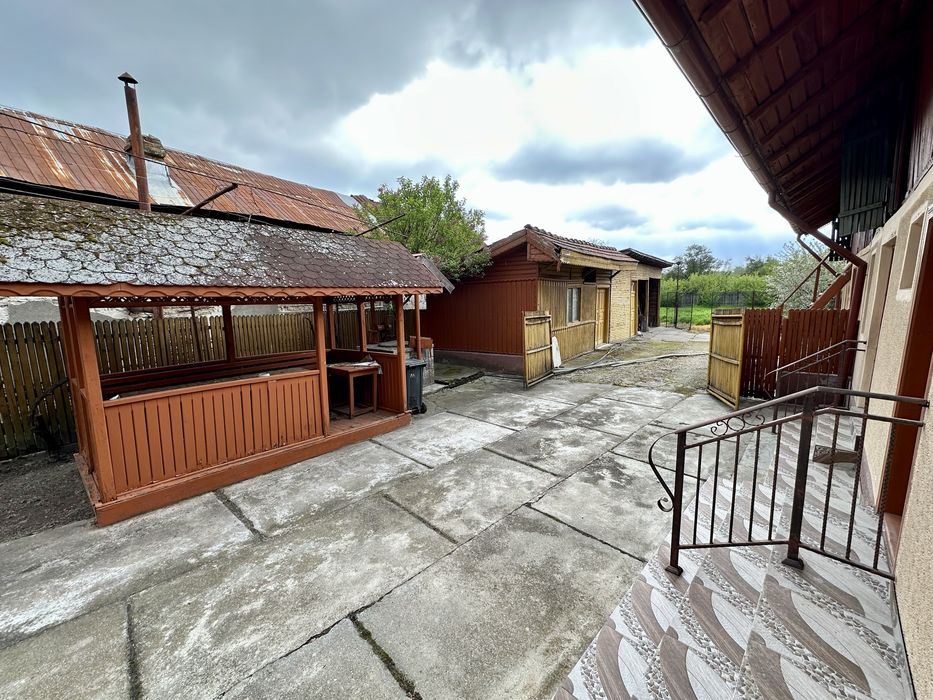 Casă de vanzare / Proprietar / Livadă / 1425 mp