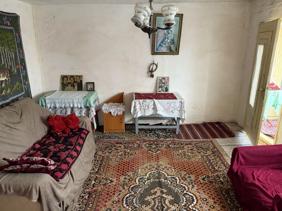 Casa de vanzare teren 1279m