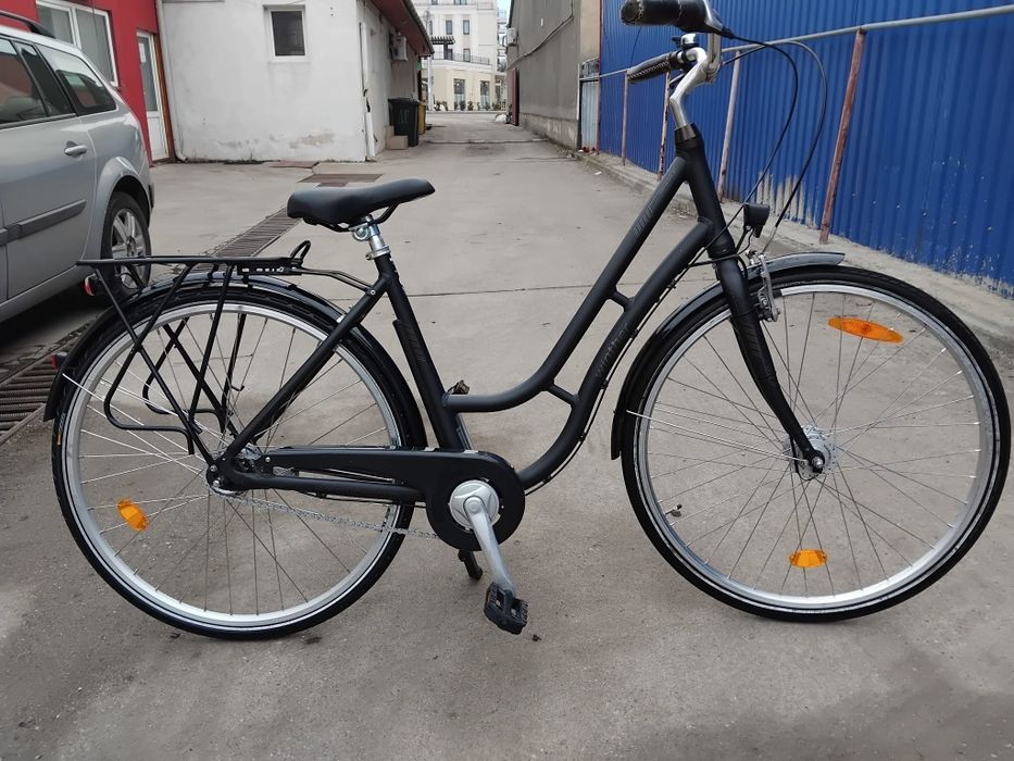 Vând bicicleta din aluminiu pentru damă