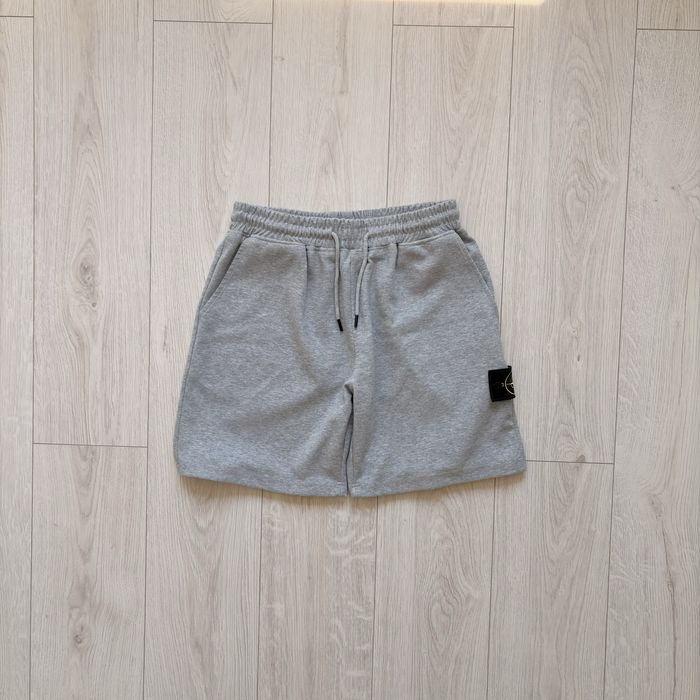 Къси панталони на Stone Island - M