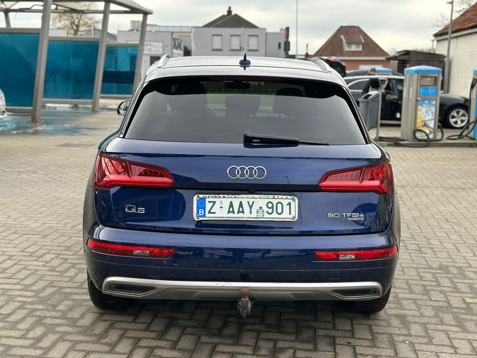 Audi Q5 / 5.0 TFSI / 2.0 Benzina Hybrid / 2020 /  4x4 / 252 CP