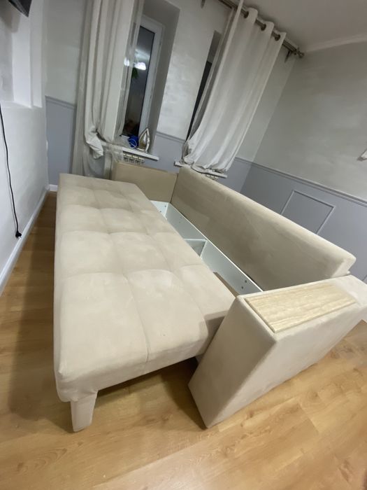 Диван Сатамын