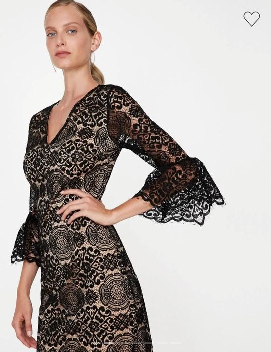 Роскошное вечернее платье