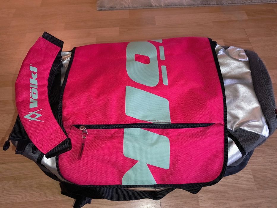 Vând 2 genți sport Völkl,noi, impermeabile