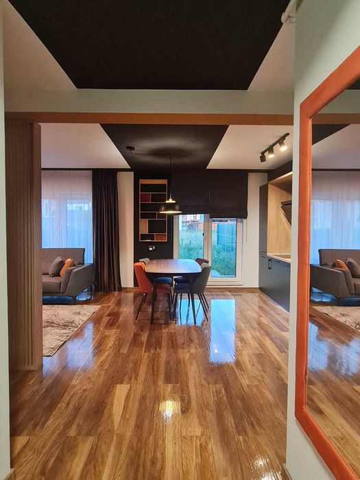 Casa de inchiriat la intrare in Sanpetru