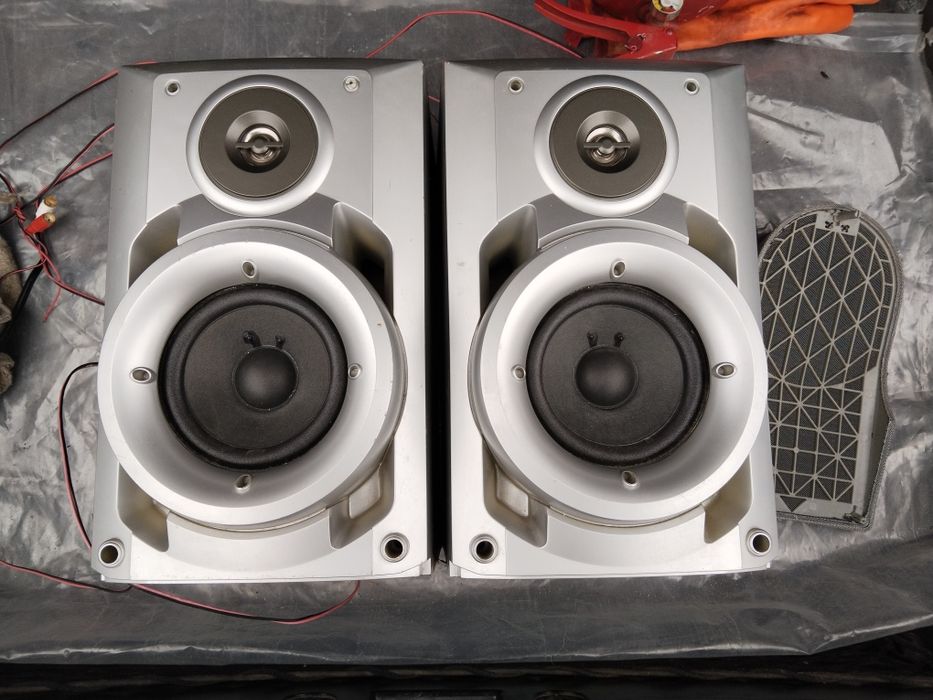 Музыкальный центр LG колонки