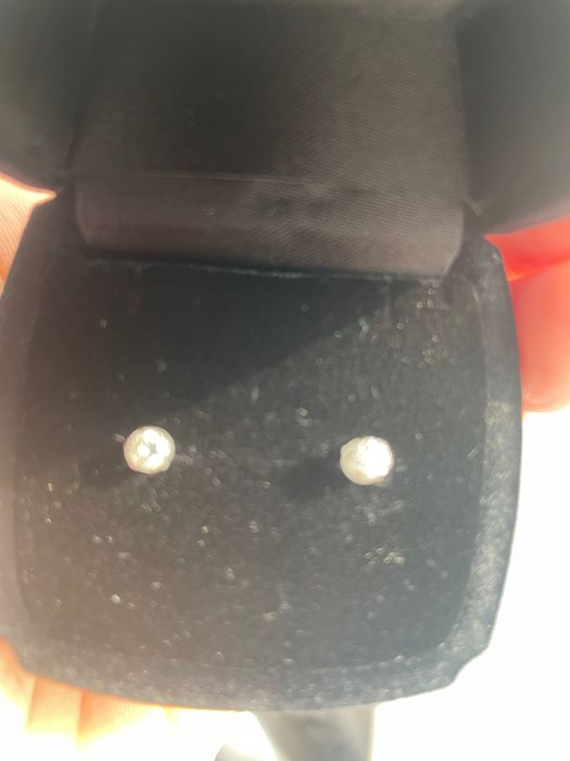 Cercei din platina cu diamante naturale
