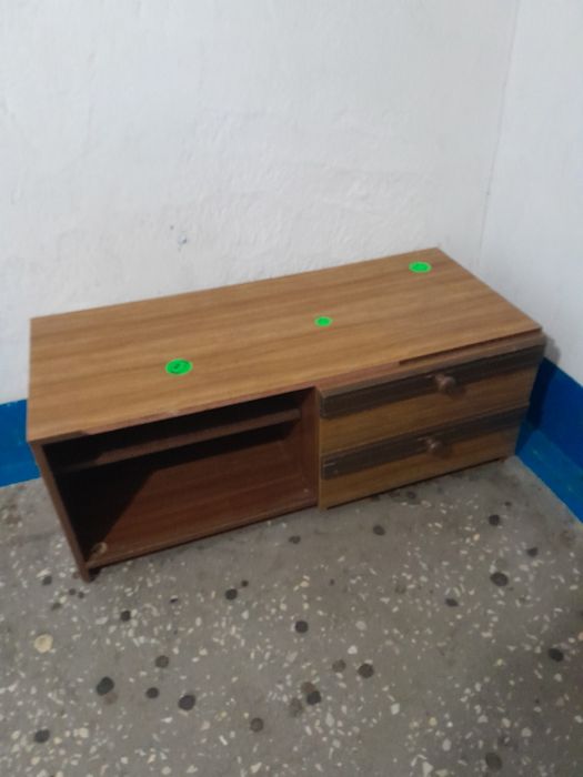 Продам тумбочку под телевизор