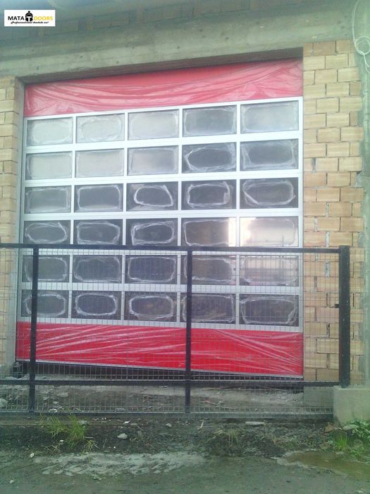 Usi sectionale,usi garaj,usi rezidentiale,usi industriale,usi hale