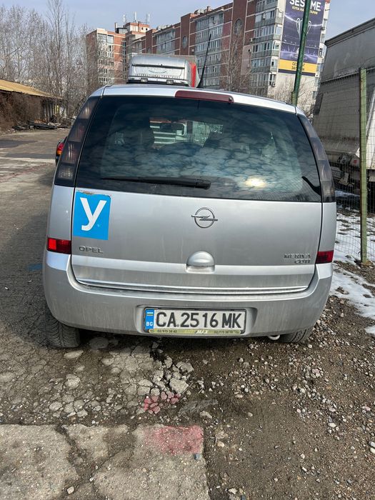 Opel Meriva 1,3cdti 2бр