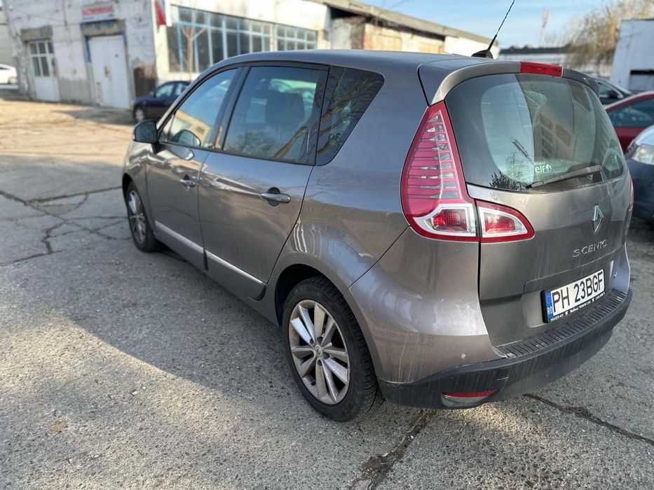 Renault Scenic 2012