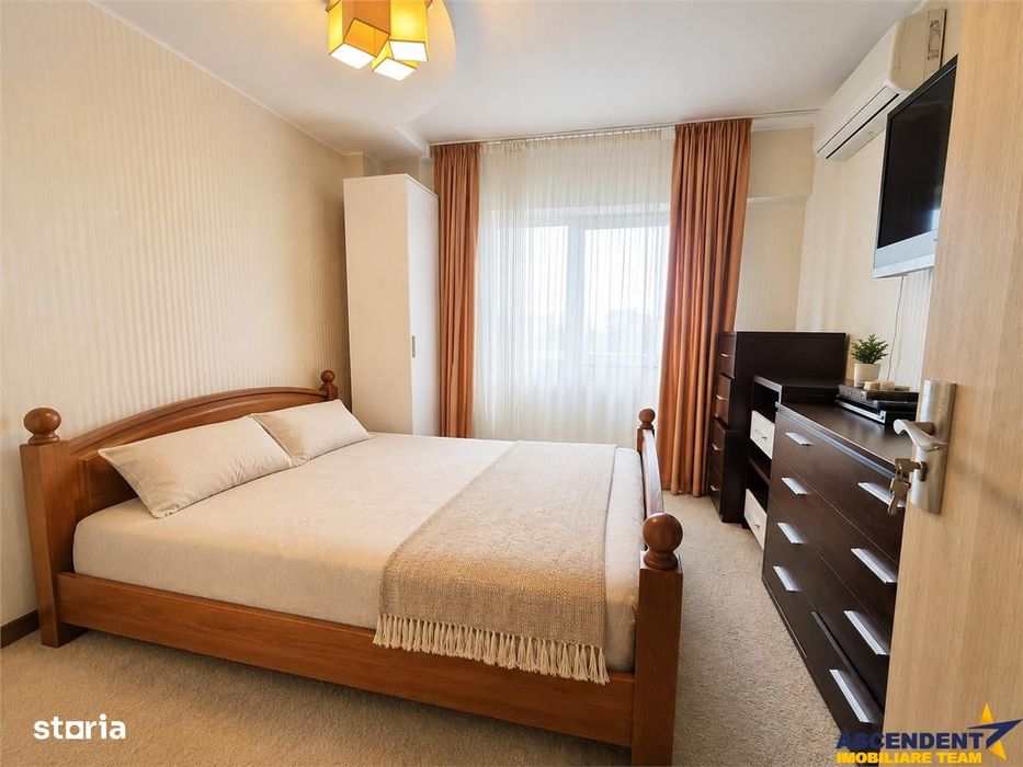 Apartament 3 camere decomandat, mobilat si utilat, Strada Toamnei, Cen