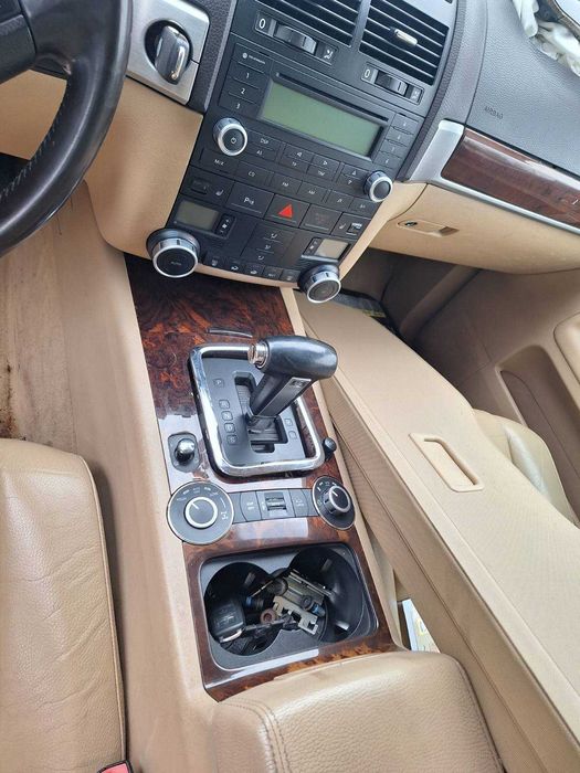 Vw Touareg 3.0 TDI Facelift,224 к.с.,60 броя на части