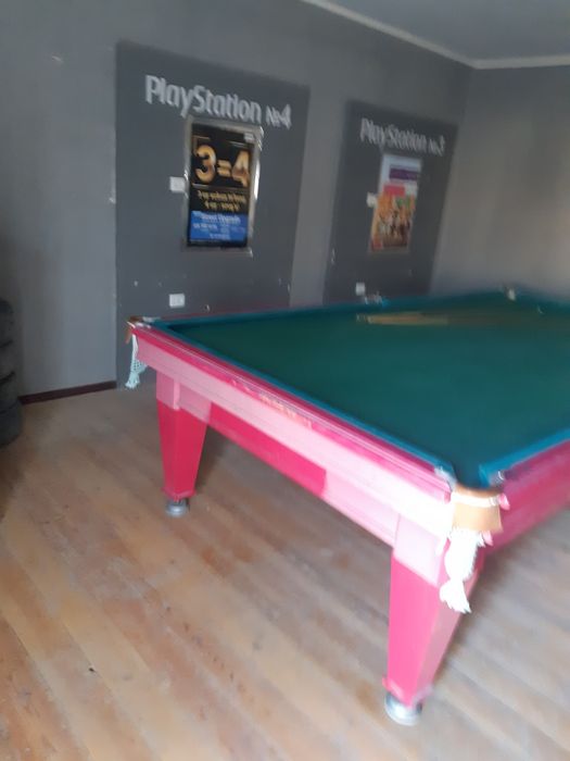 Biliard stol sotiladi