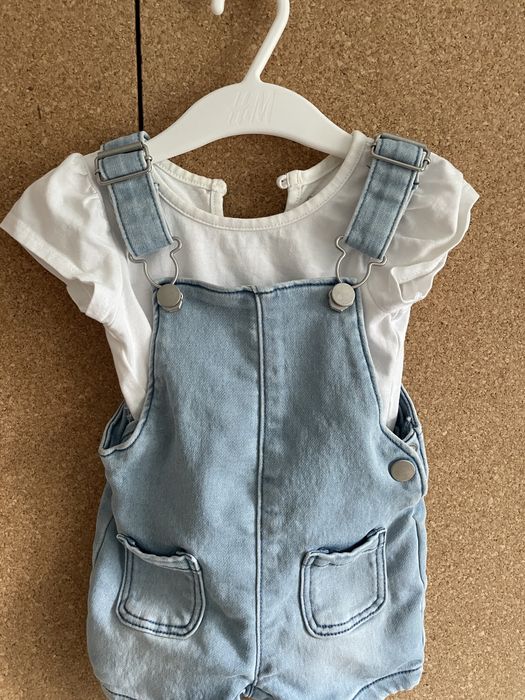 Salopeta blugi si tricou Primark 68