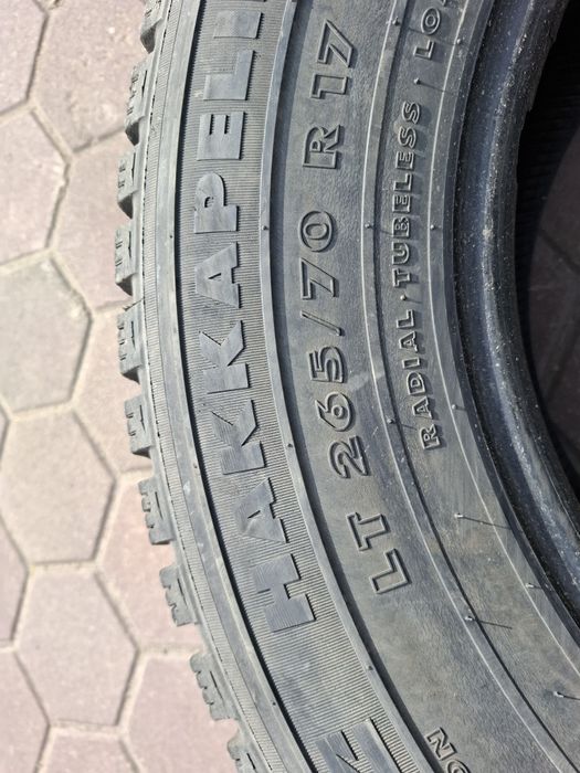 Продам резины 3шт