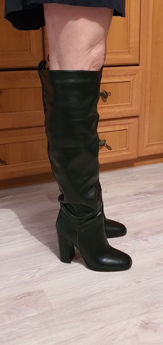 Продам Осенние сапоги ( Ботфорты)