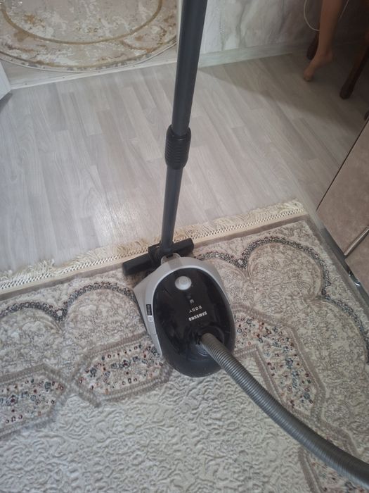 Продам пылесос в отличном состоянии