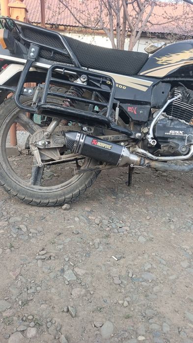 Suzuki 200 кубов