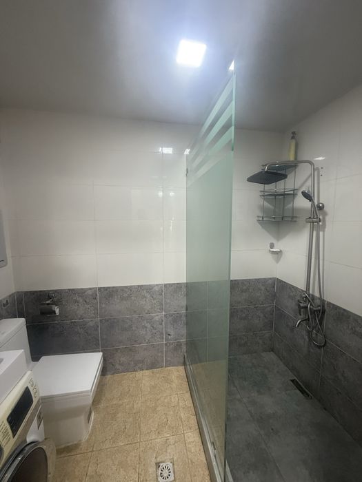 Kvartira sotiladi qora suvda 60.000 $