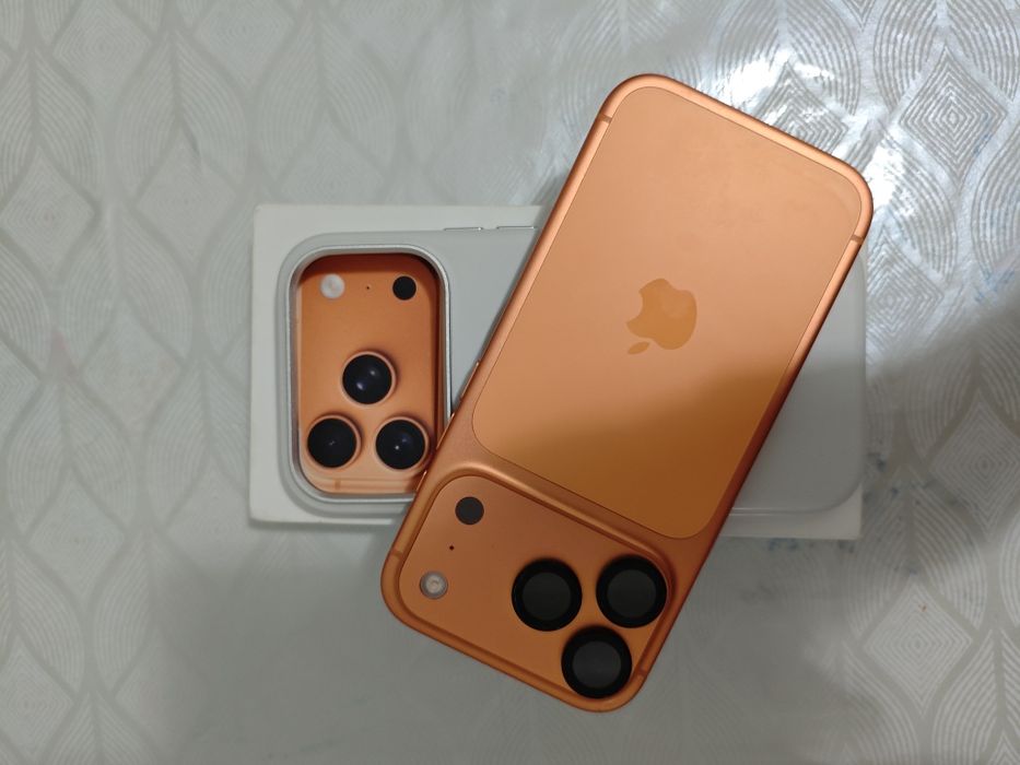 Продам IPhone 17 Pro