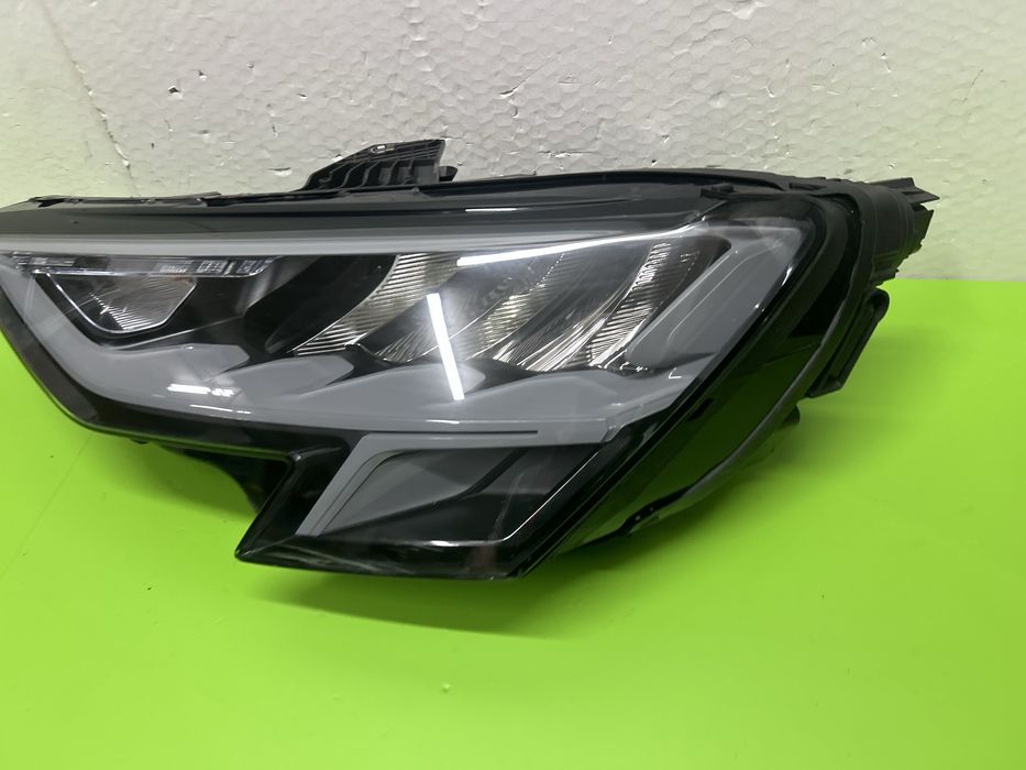 Far Audi A3 8Y0 full led stanga 2020-2024
