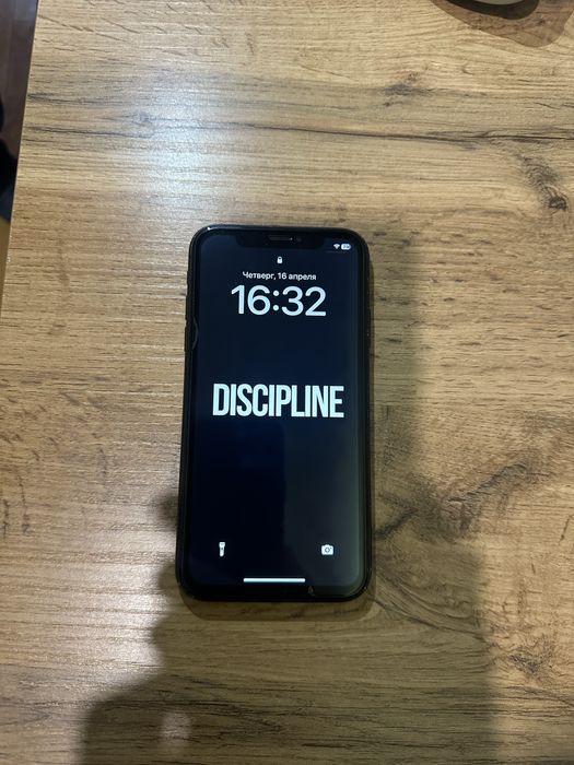 iPhone XR 256GB (дешево срочно)