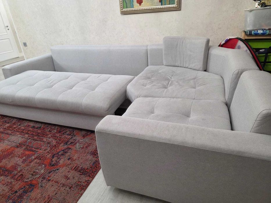 Диван угловой, в хорошем состоянии