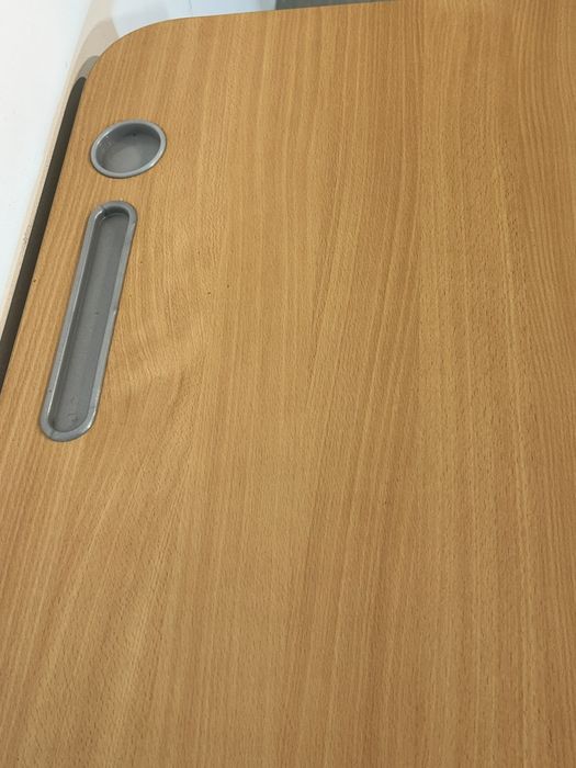 10 Buc. Masă de Lucru 70X50 cm, cu Structură Metalică și Agățătoare Ghiozdan; Bancă Școlară; Mic Birou