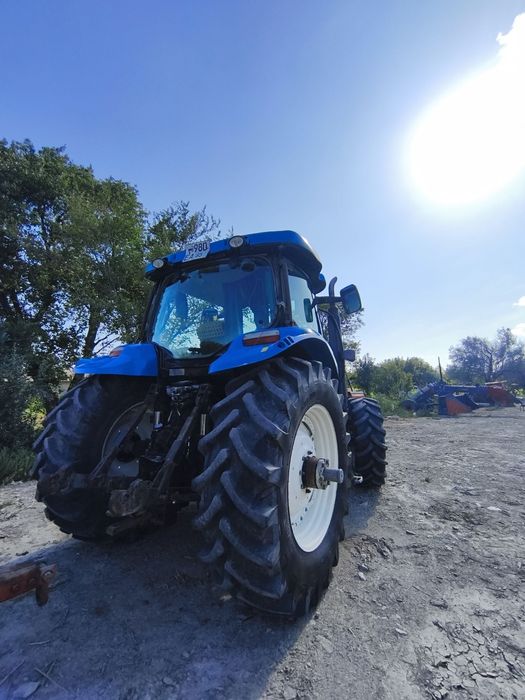 Трактор сотилади Holland T6070