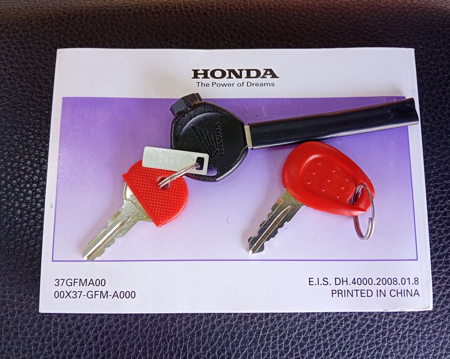 Скутер Honda lead 110