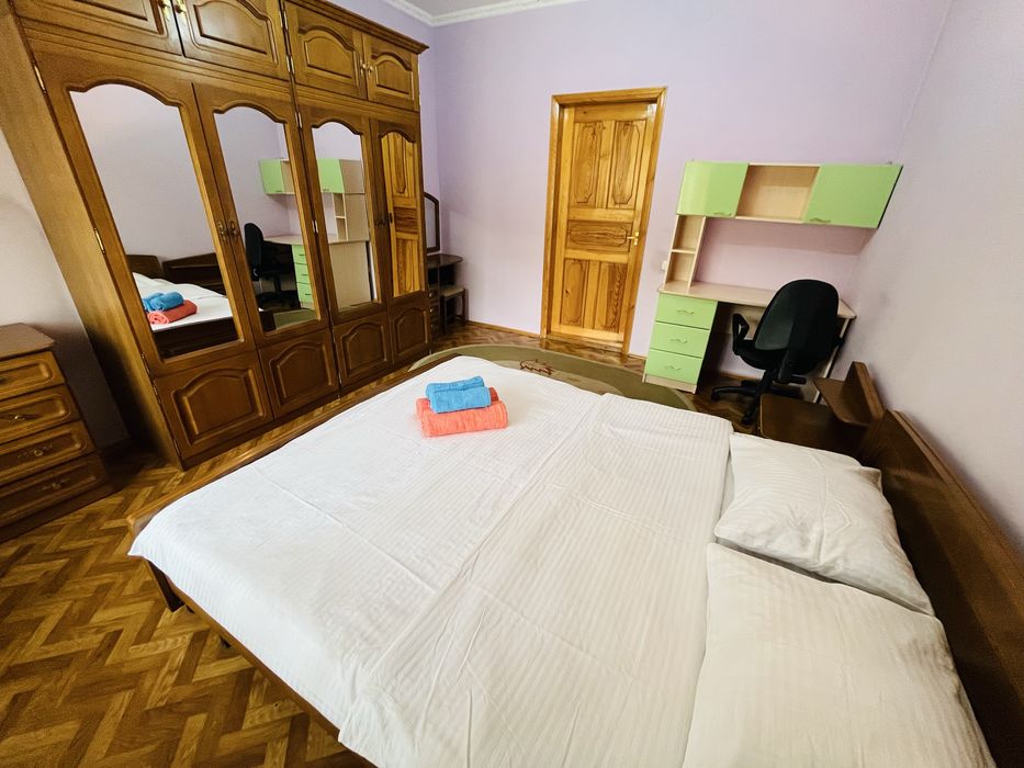 Сдам 2 квартиру посуточно просперкт Назарбаева 76