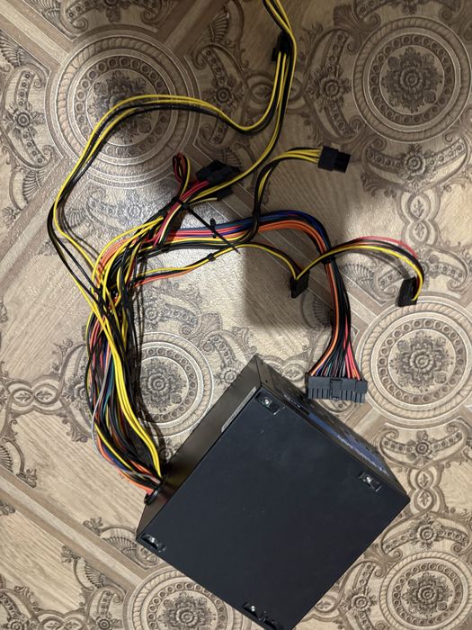 Продам Блок питания Aerocool VX 450W