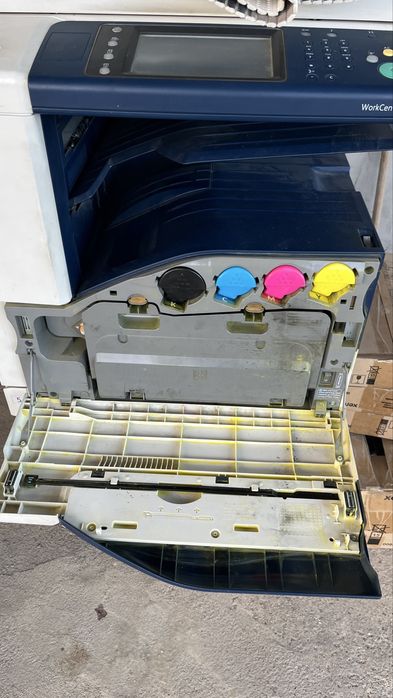 Продам принтер xerox 7120