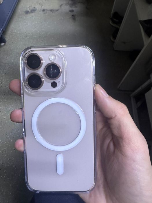 Продам iphone 16 pro в идеальном состояний