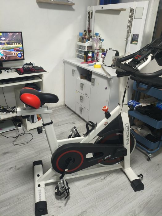 Vând urgent Bicicleta fitness