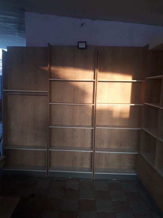 Шкафы,полки,стойки