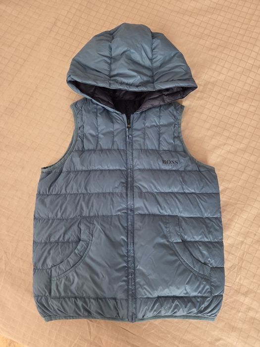 Елеци 8 и 4 г BOSS, DKNY