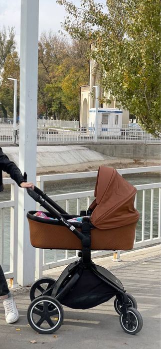 Коляска в хорошем состоянии